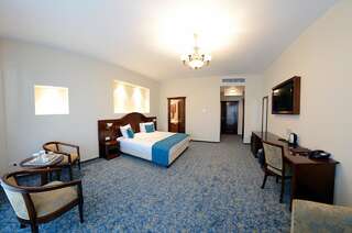 Отель Hotel Diesel Бухарест Представительский номер "Гранд" с кроватью размера "king-size"-2